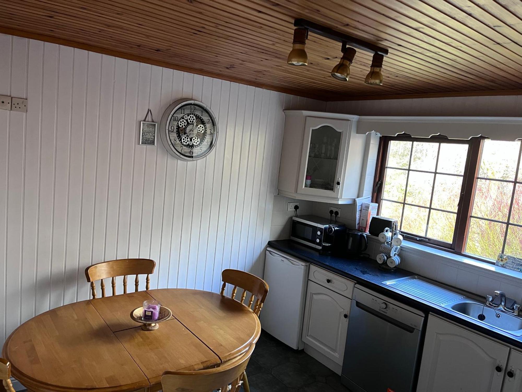 Cosy Lakeside Chalet With Option To Add Private Hot Tub Duneena المظهر الخارجي الصورة